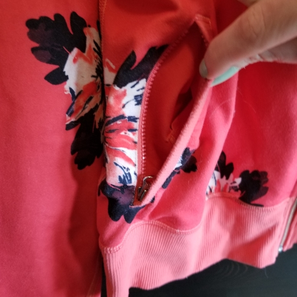 Lululemon Namaskar Hooded Jacket - Picture 3 of 7